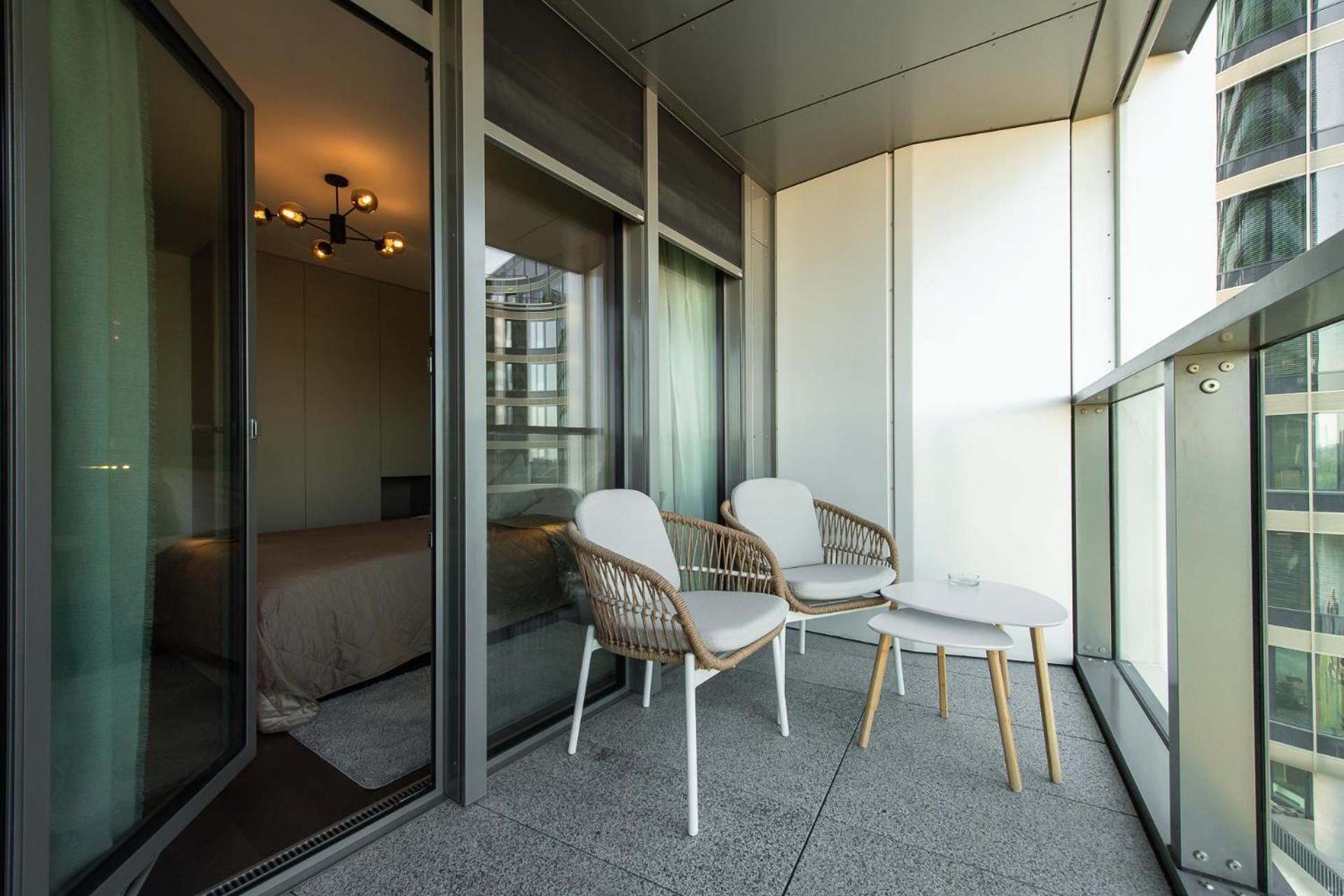 Nikas Eurovea Apartments - Free Parking 브라티슬라바 외부 사진